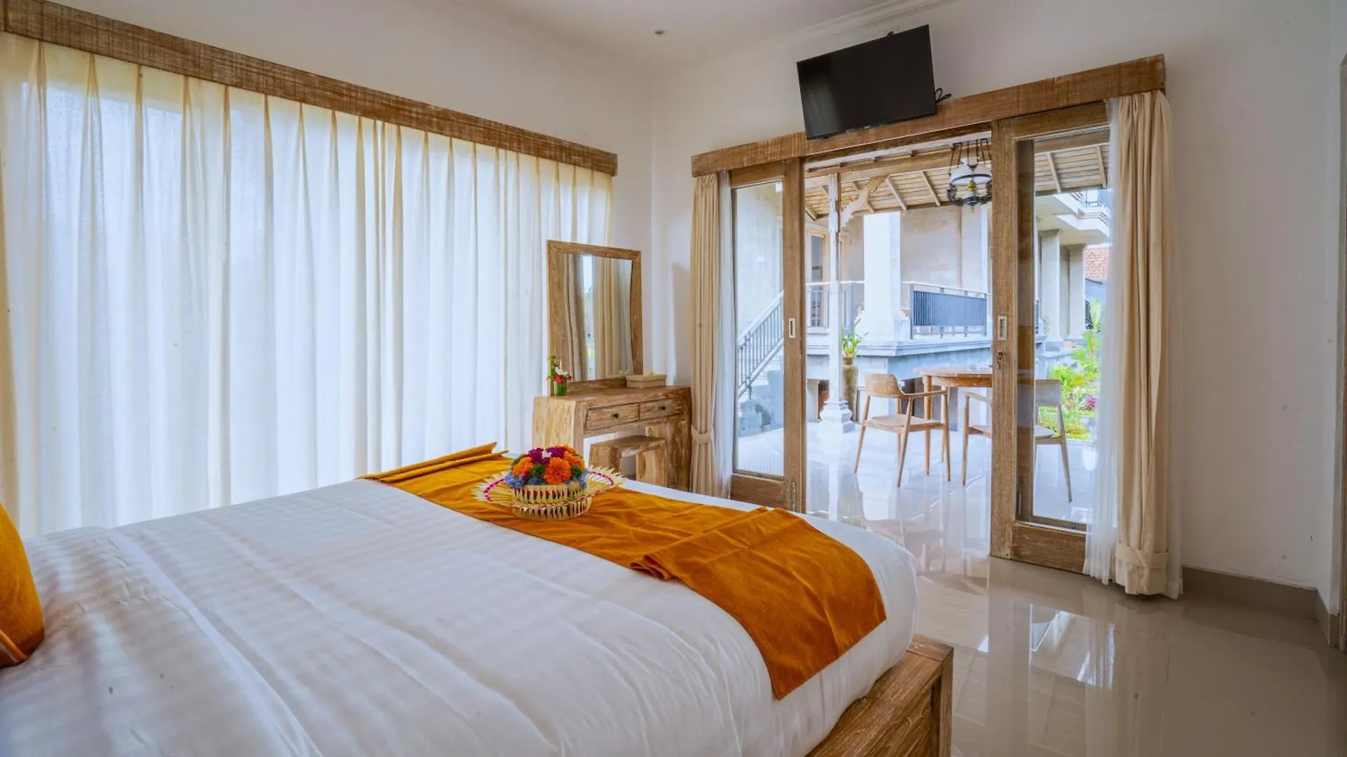 Lebah Sari Guesthouse Ubud  Ubud (Bali)