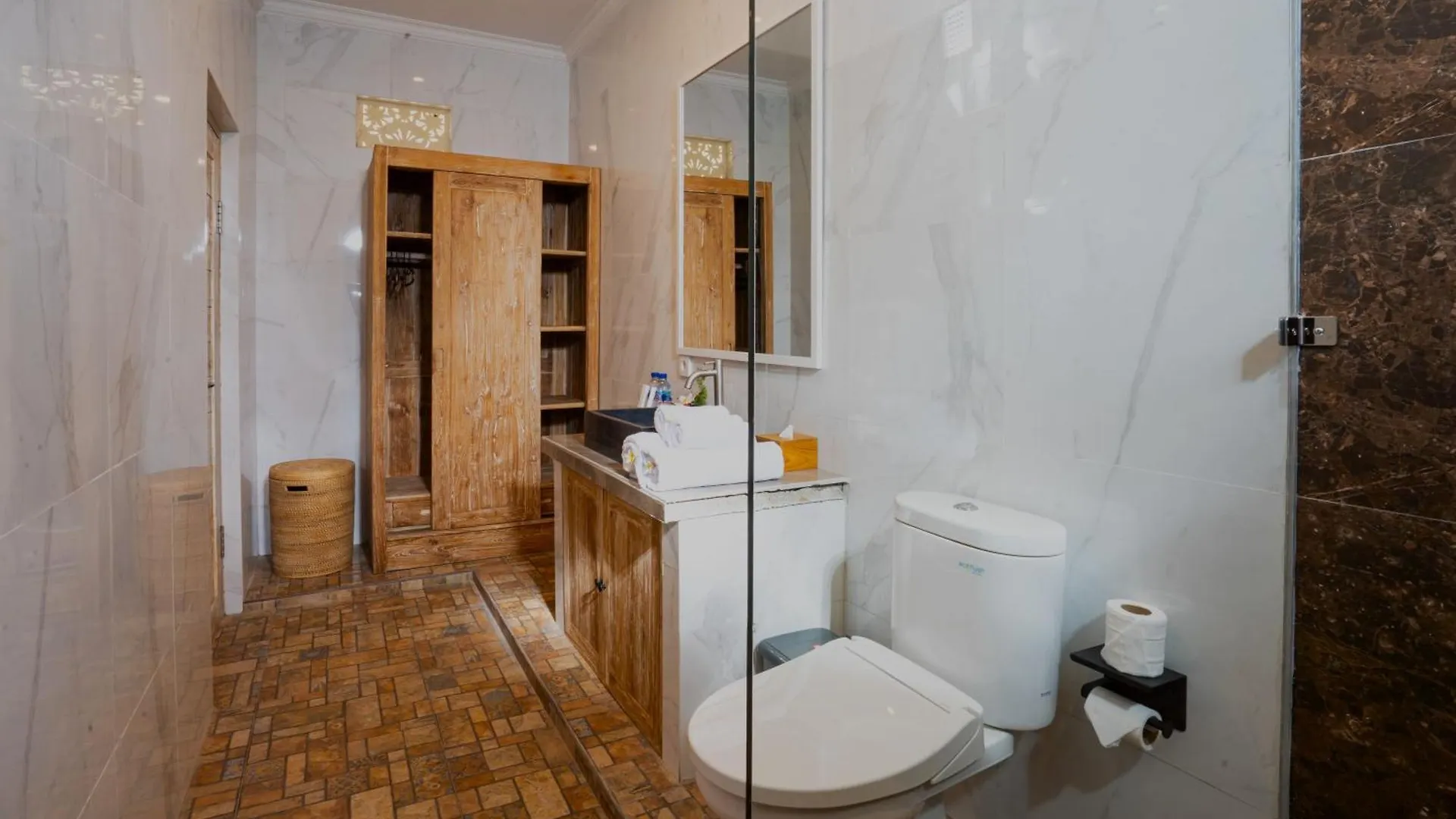 Lebah Sari Guesthouse Ubud  Guest house